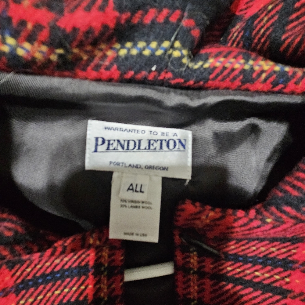 Pendleton All WOOL Plaid Button Down Cape WITH HO… - image 3